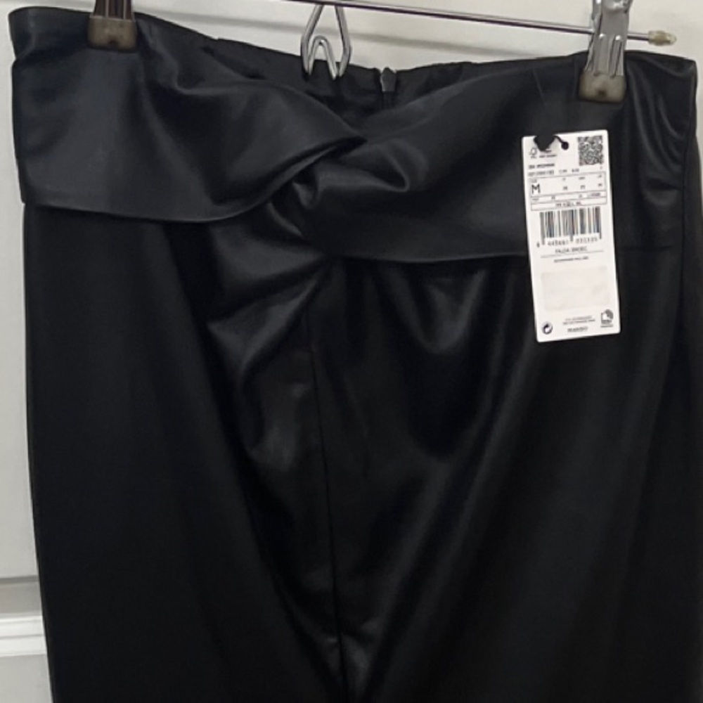 Mango Twist-Waist Black Midi Skirt